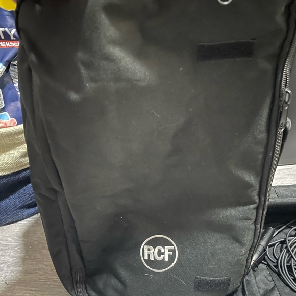 Rcf speaker bag padded for ART series new with opening’s - Picture 2 of 8